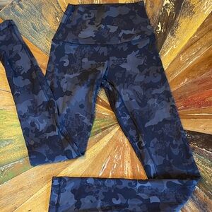 Lululemon 28” Align Leggings in black floral camo print. SIZE 0